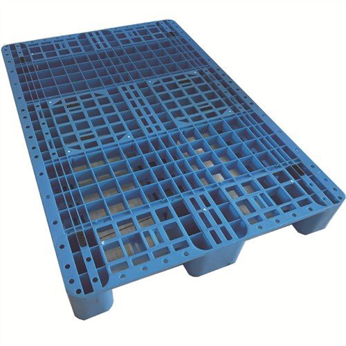 Rackbare plastpaller